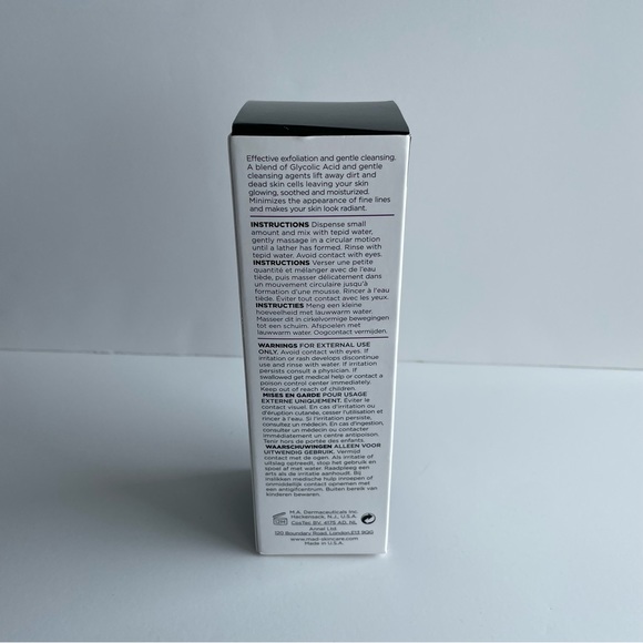 M.A.D. skincare glycolic age defusing cleanser 6.75 fl oz new with seal and box - Picture 3 of 6